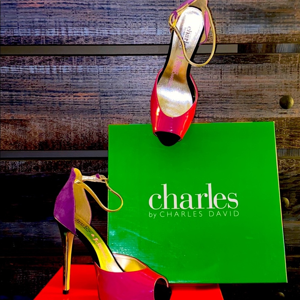 Charles by Charles David multi-colour pump